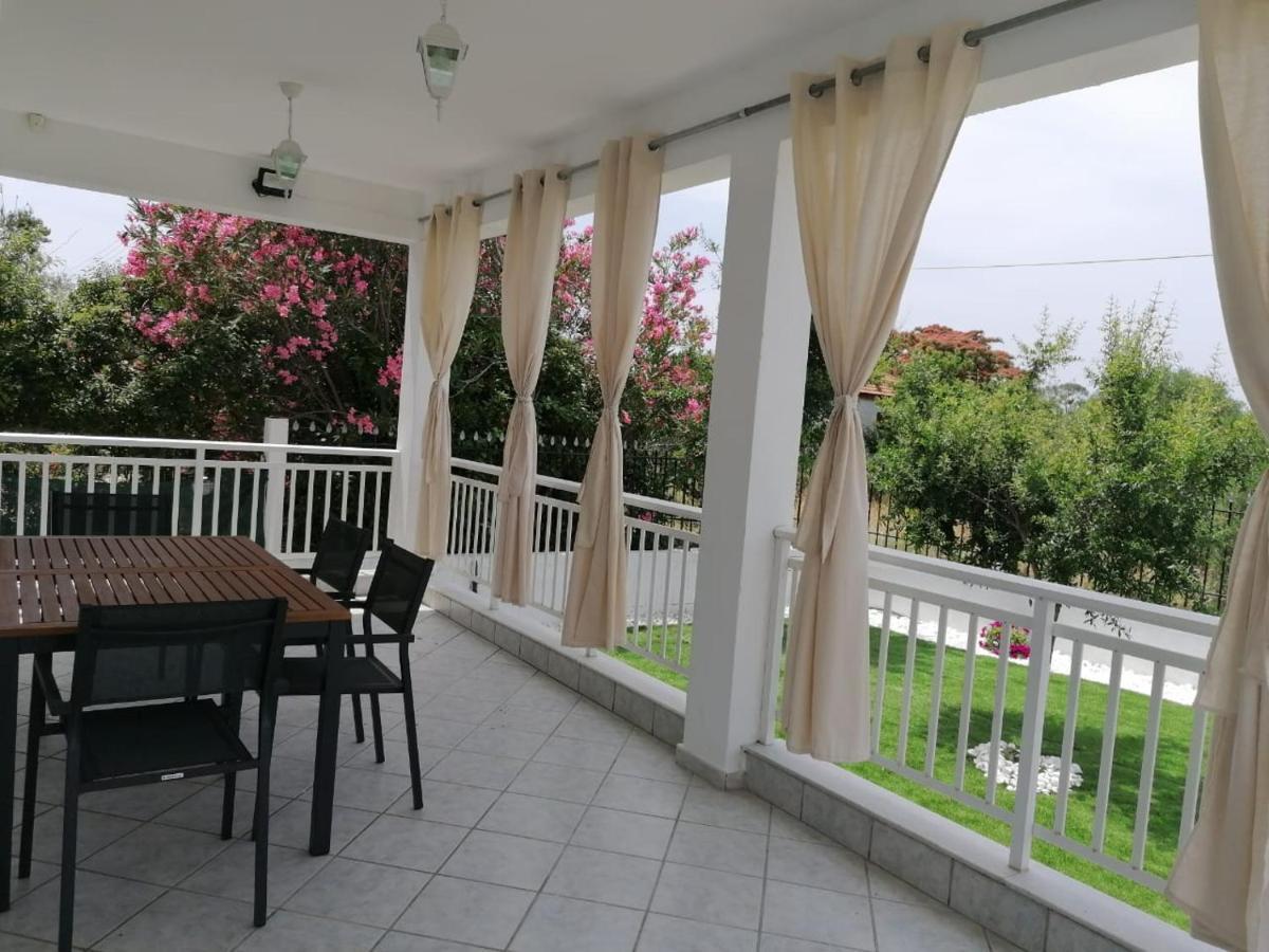 Aurora Home Nea Kallikrateia Екстериор снимка