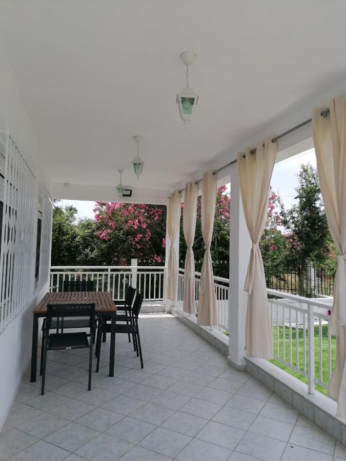 Aurora Home Nea Kallikrateia Екстериор снимка